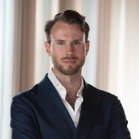 jacob-blomgren-ey-parthenon