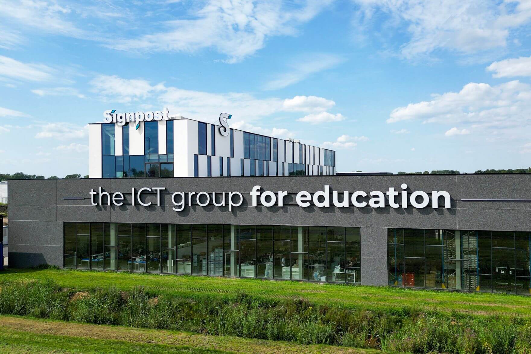 academic-software-signpost-office