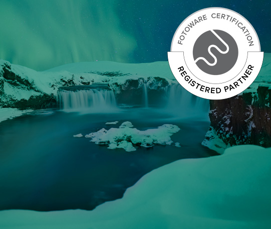Thekking - Registered partner. Akureyri in Iceland with Northern Lights