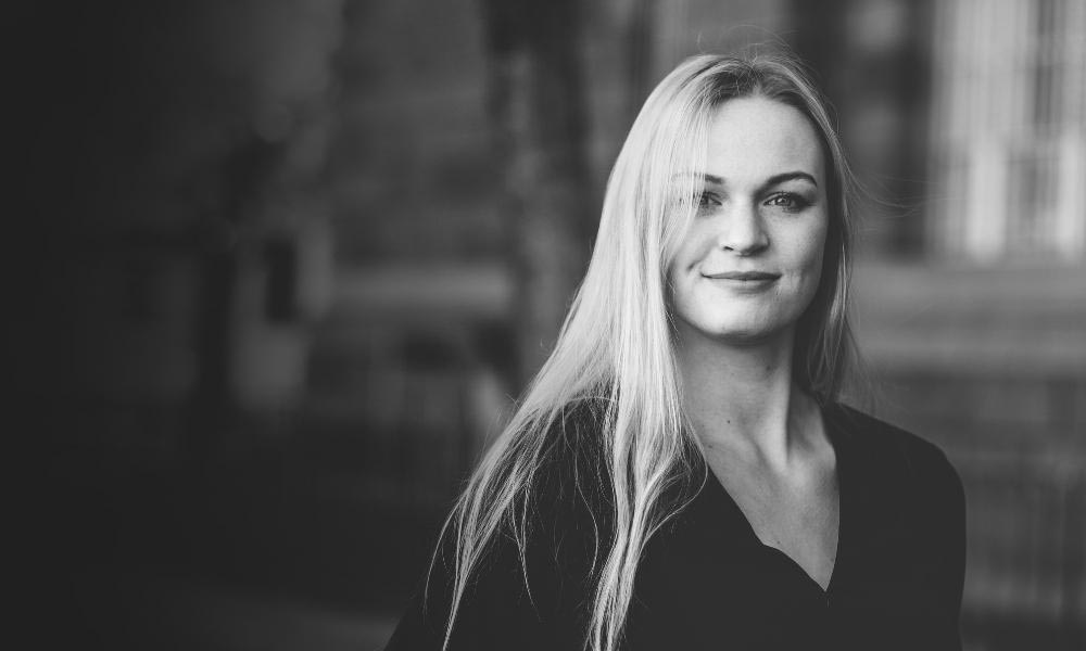 amalie-widerberg-portrait-overlay